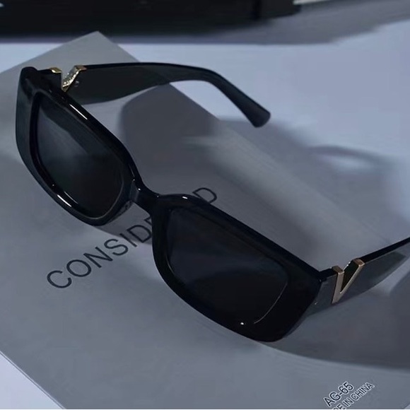 Trendy sunglasses - Picture 4 of 4